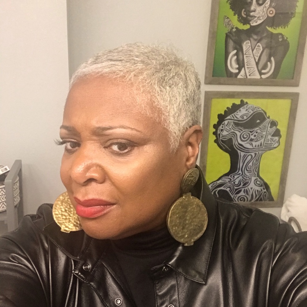 Meet your Posher, Mauria